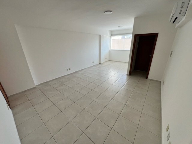 ESTORIL – CENTRO EMPRESARIAL CADIZ